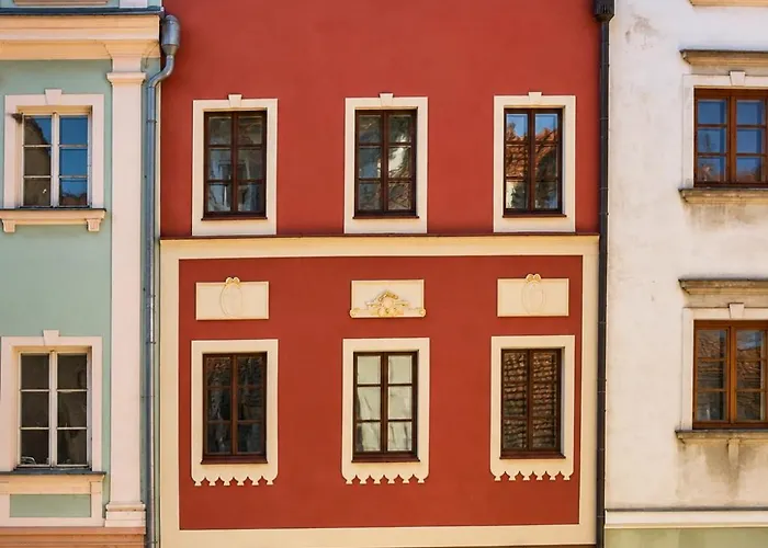 Hotel 100