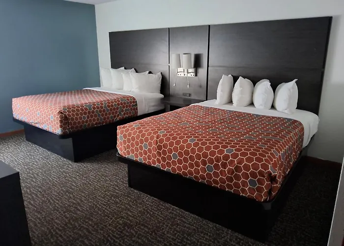 Chicago Club Inn & Suite