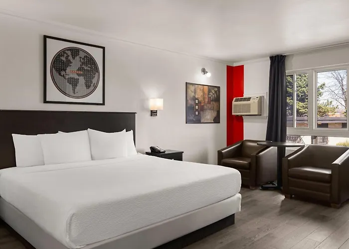 Ramada By Wyndham Laval
