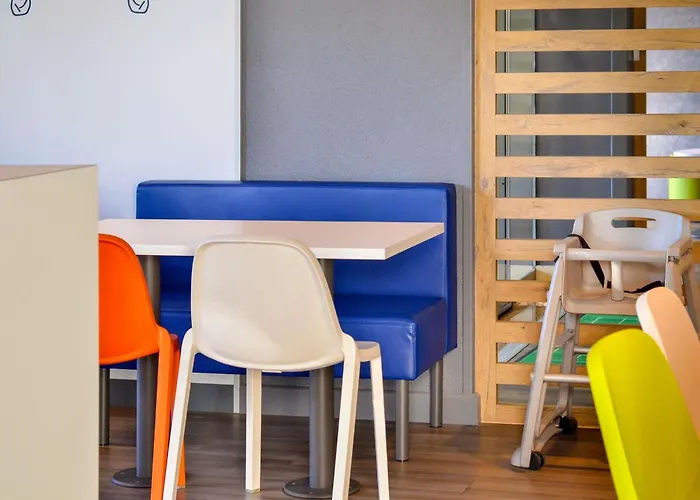 ibis budget Pau Lescar