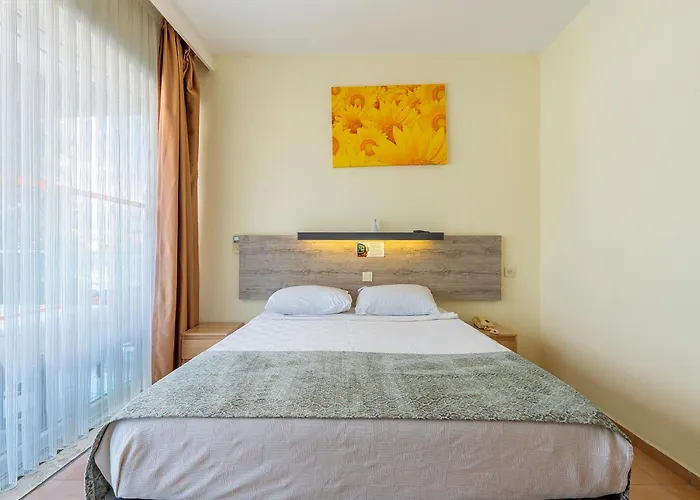 Gallion Hotel