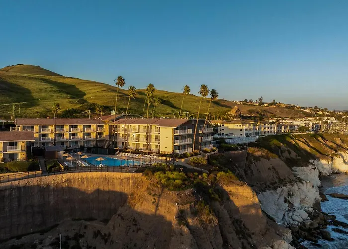 Shore Cliff Hotel