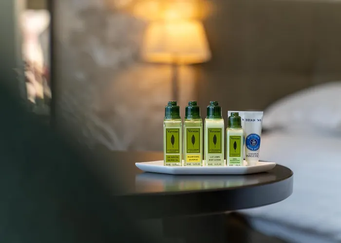 Hotel Iris