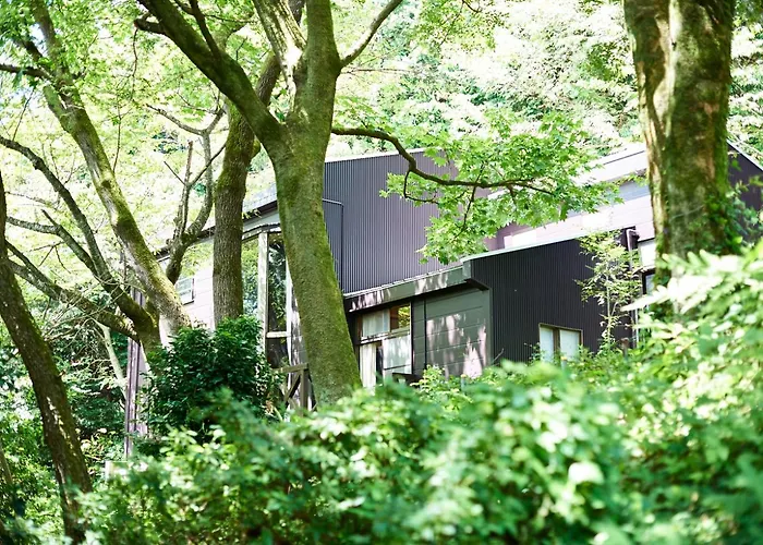 泊まれる公園 Inn The Park