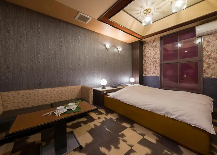 Hotel ニャンだふる