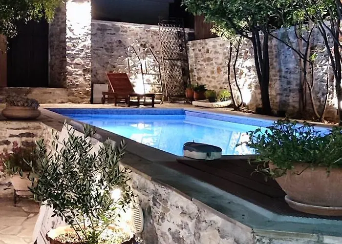 Αρχοντικό Ταξίμι - Ανθέων Έμπνευση