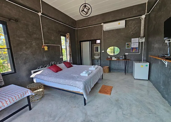 Parichat House ไร่ปาริชาติ