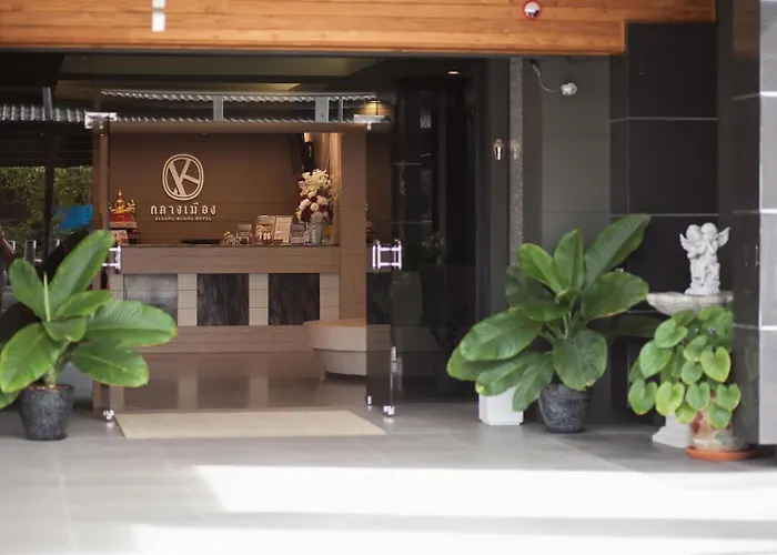 Klaang Muang Hotel