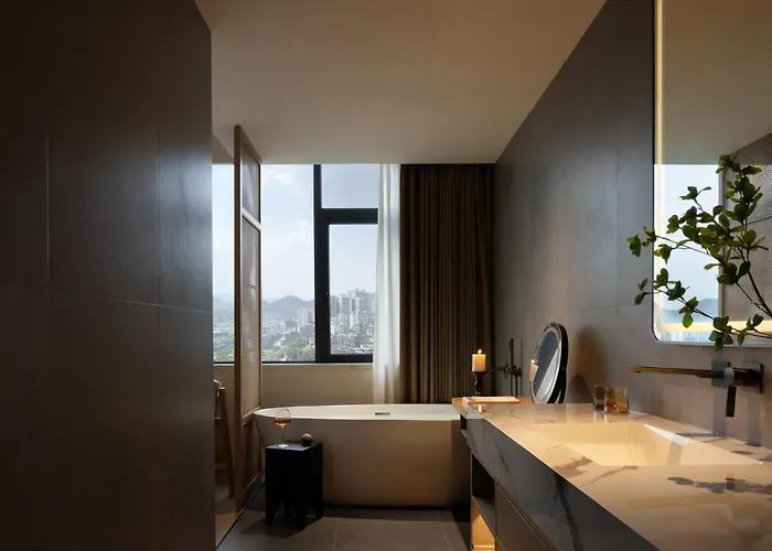 Yanyu Yunxi Resort Hotel 烟雨云兮酒店