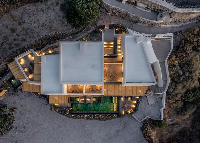 Klοstrá Hotel