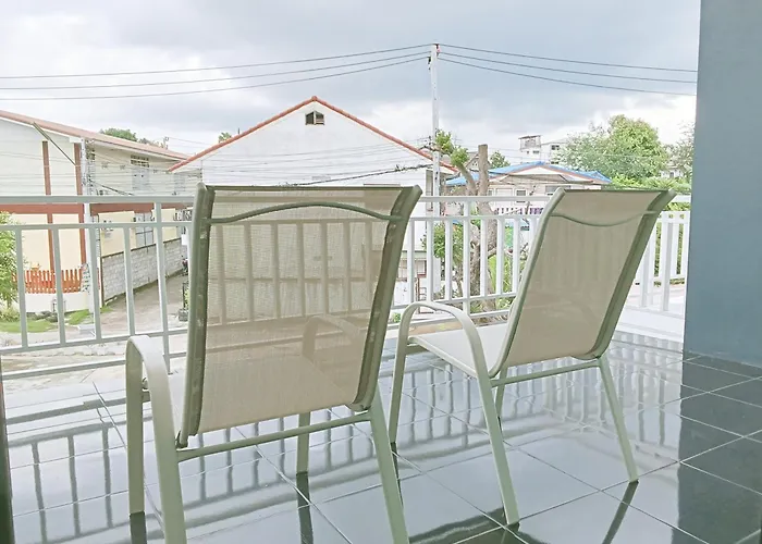 J-Boutique Hotel เจ-บูทีค โฮเทล