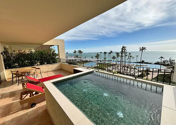 Hotel Punta Bermeja Premium