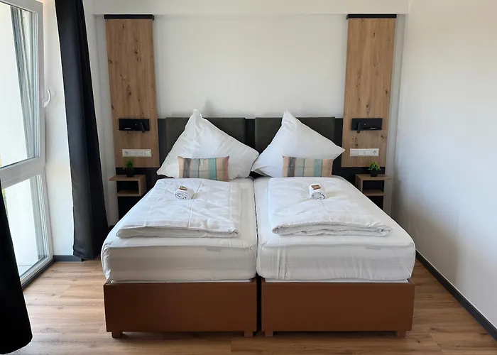 As-Hotel Nom