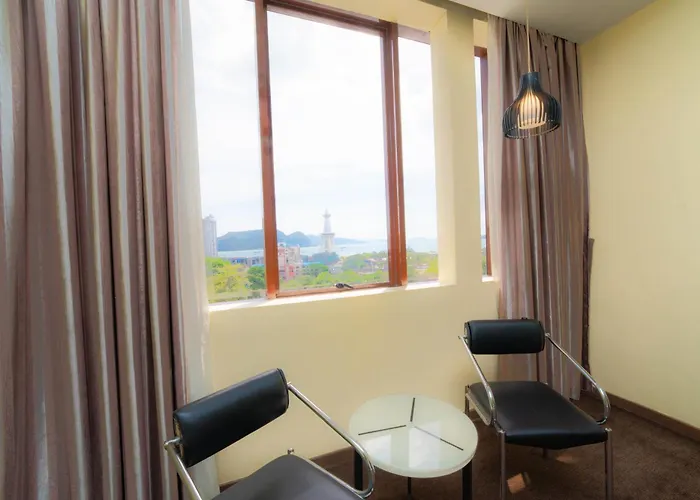 Hig Hotel & Convention