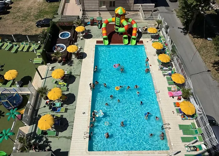 Hotel Jumbo