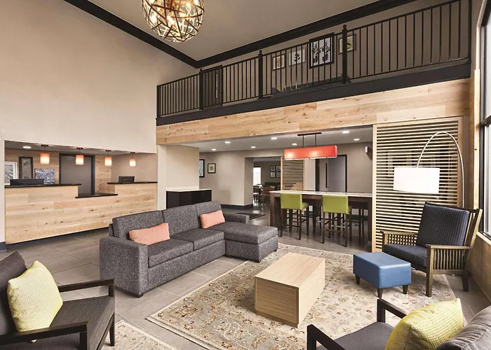 Country Inn & Suites By Radisson, Dunn I-95