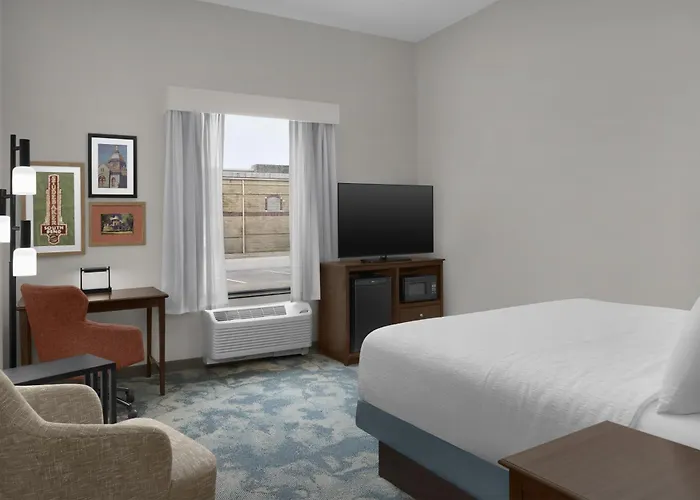 Hampton Inn & Suites Mishawaka/South Bend At Heritage Square