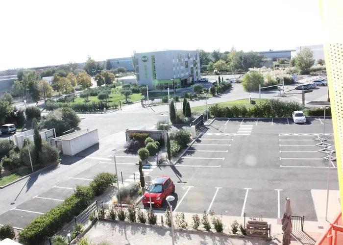 Ibis Budget Saint-Martin-De-Crau Porte De Camargue