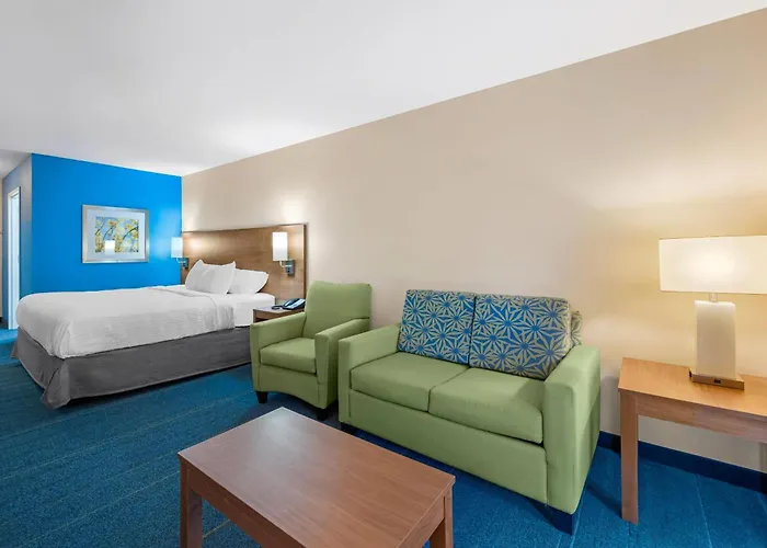 Sleep Inn & Suites Altoona North