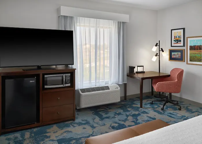 Hampton Inn Poplar Bluff