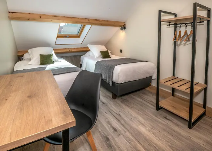 Hotel-Restaurant Logis L'Aubrac Laguiole