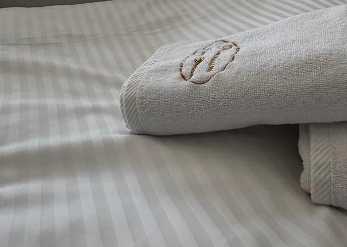 Premium - Bed & Breakfast