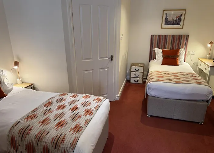 The Old Fourpenny Shop Hotel
