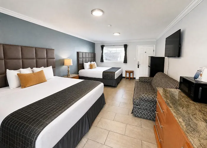 Sunrise Inn