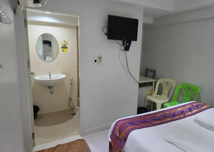 Cha-Am Fish Star Hotel