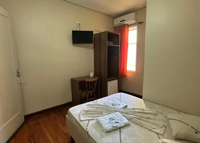 Hotel Moraes próximo a 25 de Março, Brás e Bom Retiro - Reserve agora e só pague no check-in