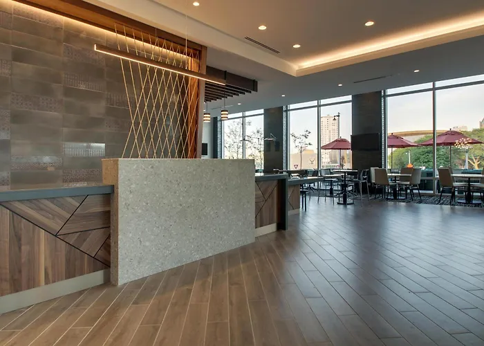 Hyatt Place Milwaukee Downtown