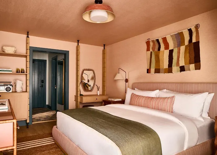 Hotel Corduroy
