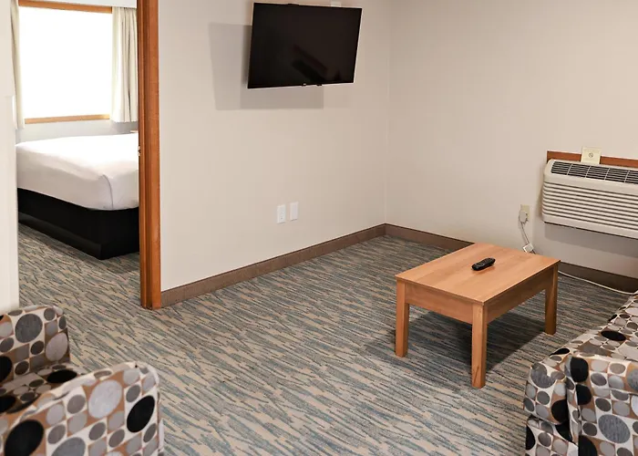 Rivertree Inn & Suites Clarkston
