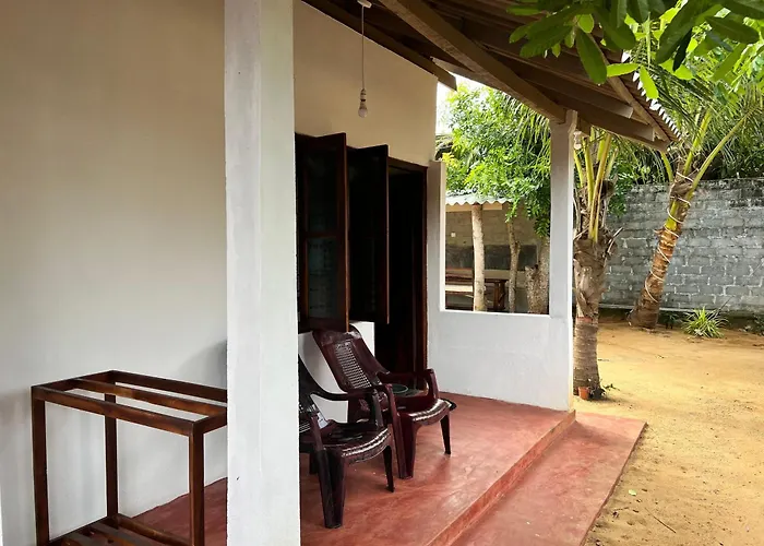 Uluwatu Surf Hostel - Arugambay