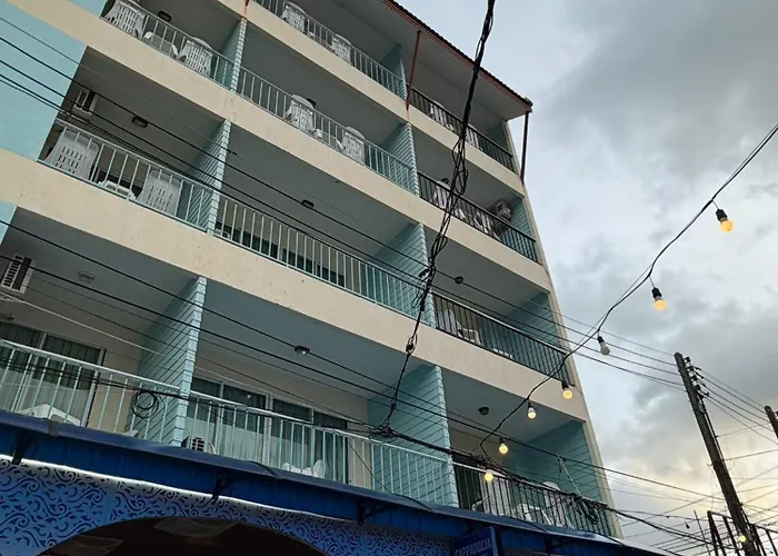 Kiwi Boutique Hotel