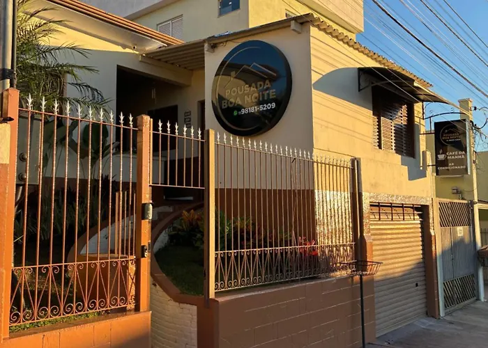 Pousada Boa Noite X Centro De Atibaia