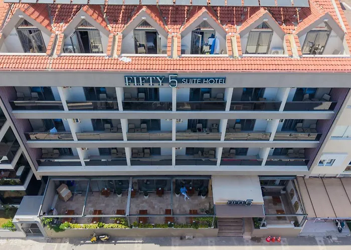 Fifty5 Suite Hotel
