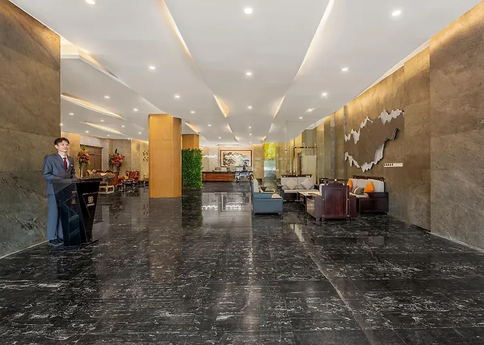 Discovery Hotel Xia Men