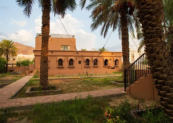 The Garden Inn نزل الحدیقة