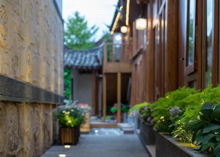 Frida'S Inn 佰茂中式庭院花园美宿
