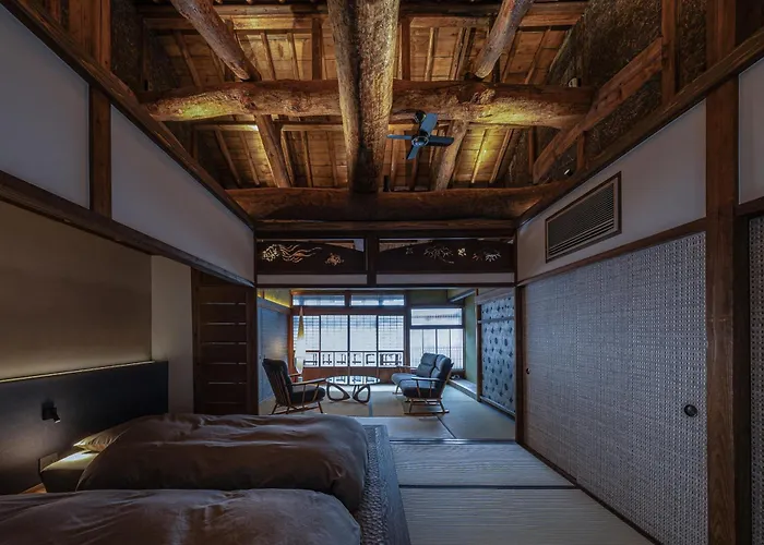 中尾甚六hotel