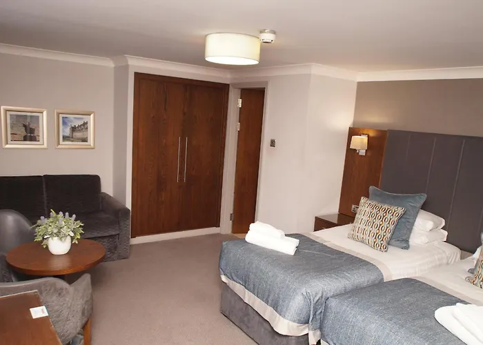 Golden Lion Hotel