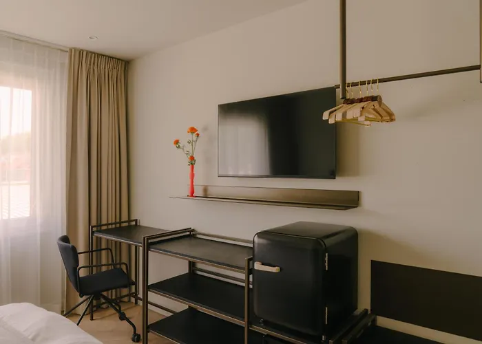 Boutique Hotel Herbergh Amsterdam Airport Free Parking
