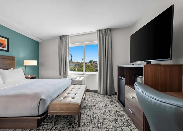 Quality Inn & Suites Hermosa Beach