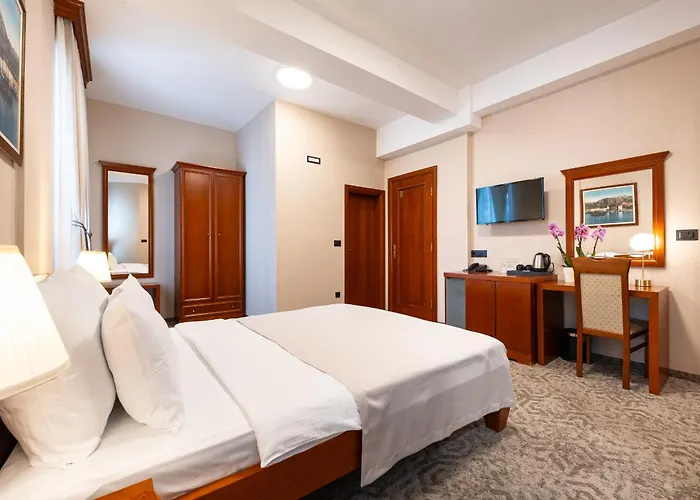 Hotel Montenegrino