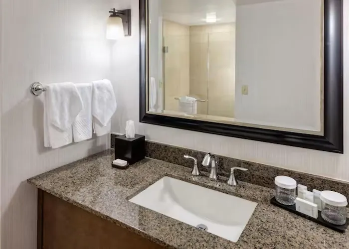 Embassy Suites By Hilton Anchorage