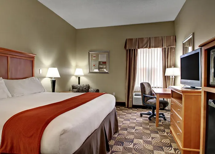 Holiday Inn Express Hurricane Mills Waverly By Ihg