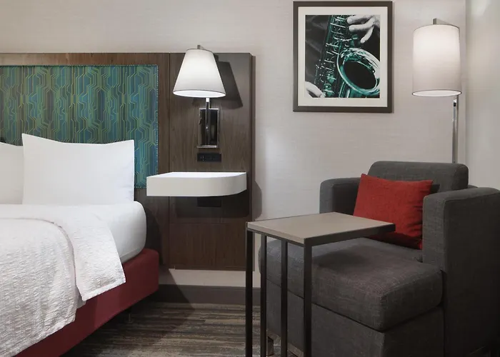 Hampton Inn & Suites Natchez