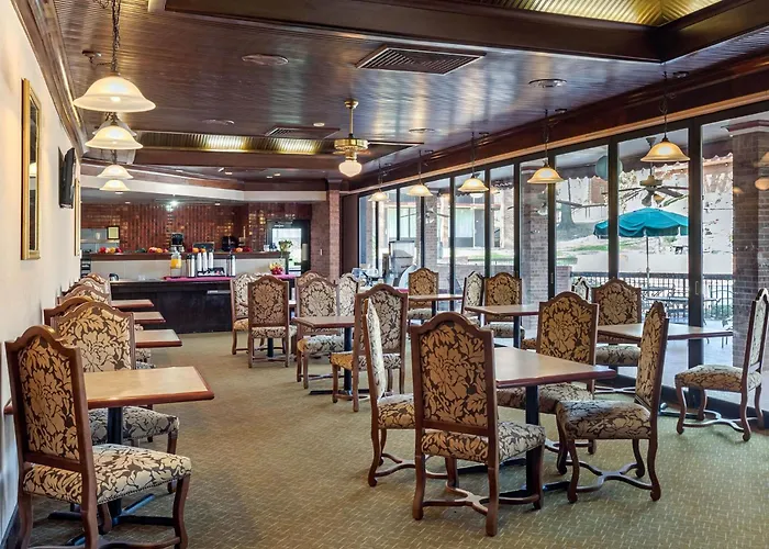 Magnuson Grand Hotel And Conference Center Tyler