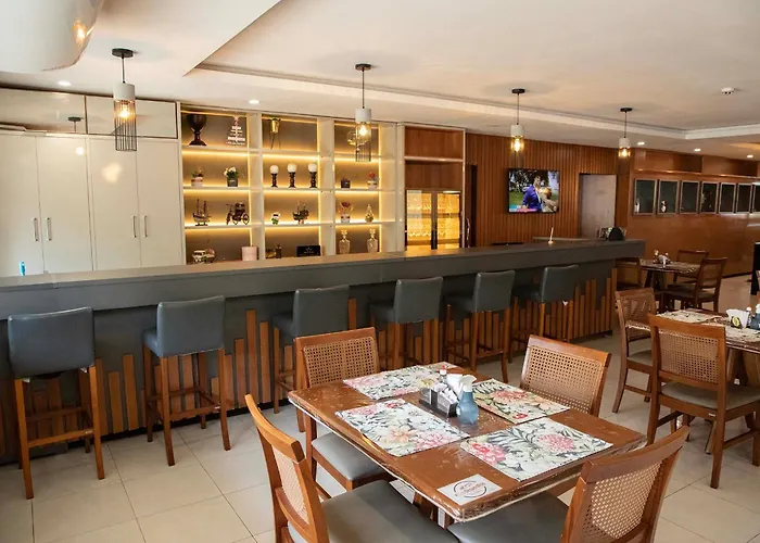 Golden Ville Hotel